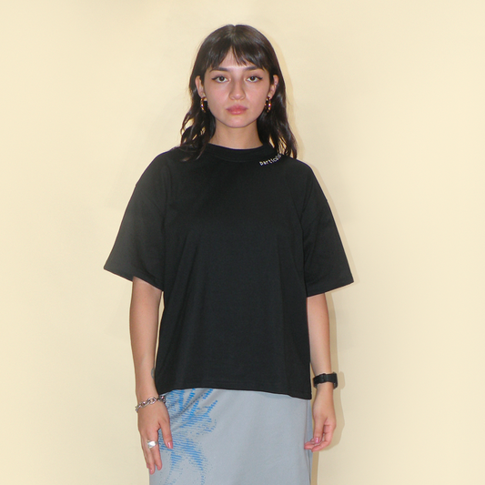 Polera 3 Cuellos Bordada