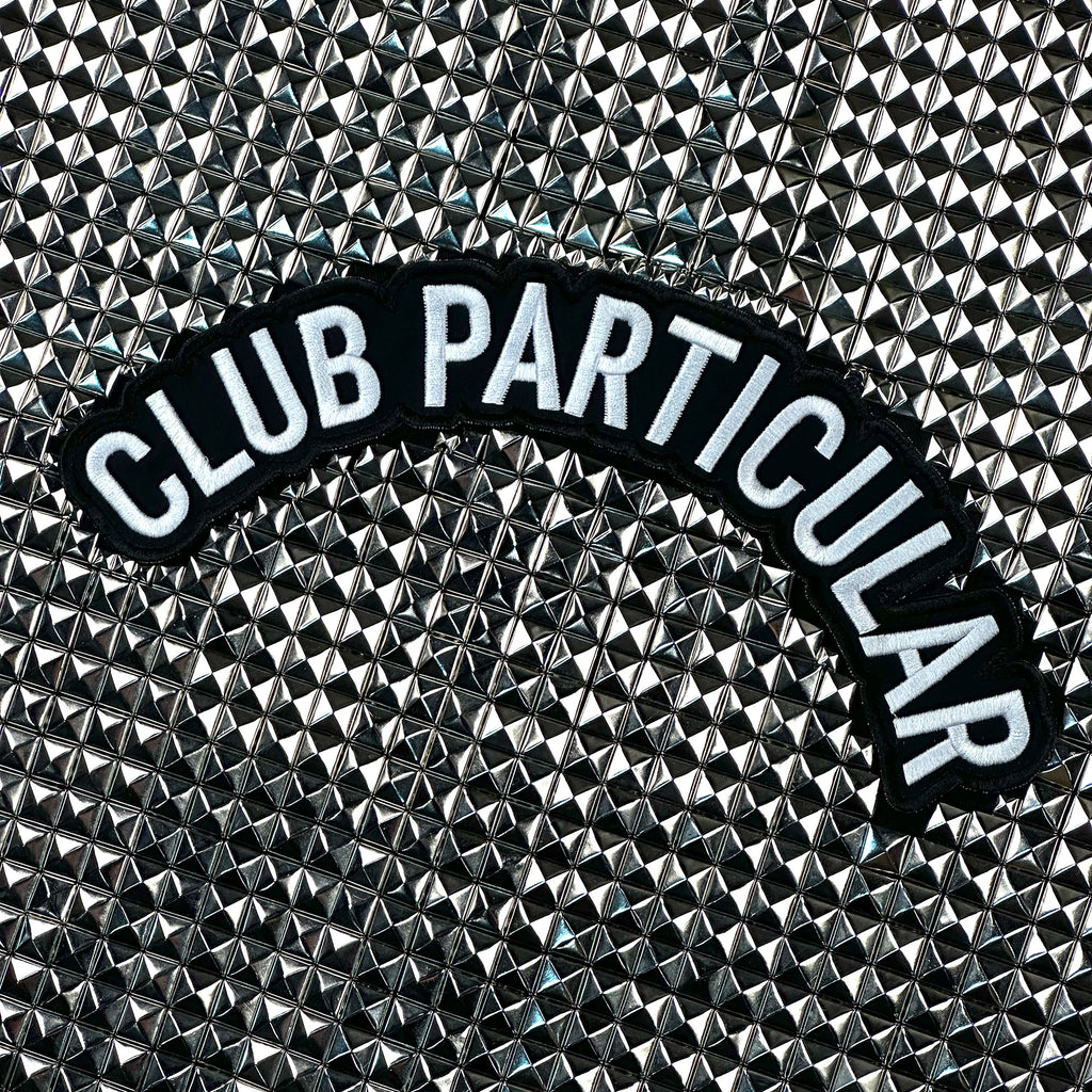 CHAQUETA SIN MANGAS C/TACHAS CLUB PARTICULAR (A PEDIDO)